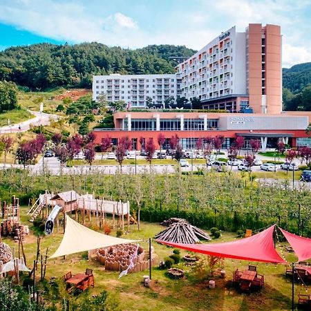 โซโน เบลล์ ช็องซง  Hotel Cheongsong ภายนอก รูปภาพ